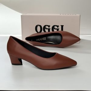 Escarpin A Demi Talon Carré Marron