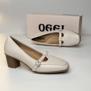 Escarpin A Demi Talon Carré Beige